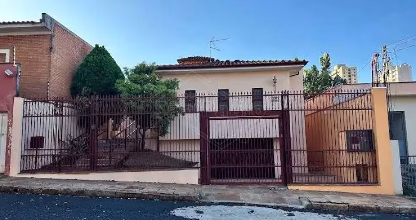 Casa com 3 quartos à venda no Centro, Araraquara 