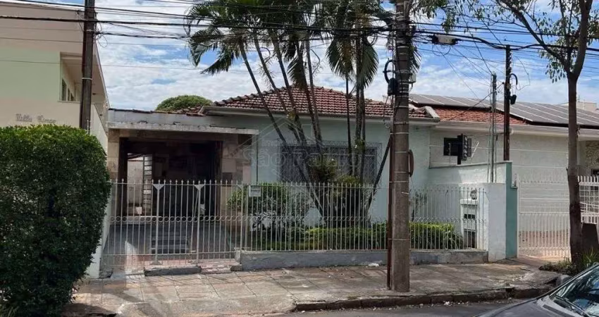 Casa com 3 quartos à venda no Centro, Araraquara 