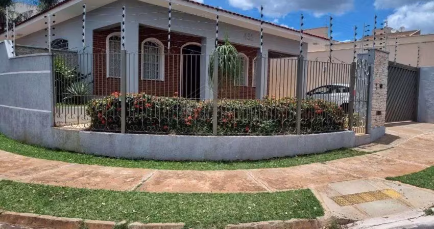 Casa com 3 quartos à venda na Vila Harmonia, Araraquara 