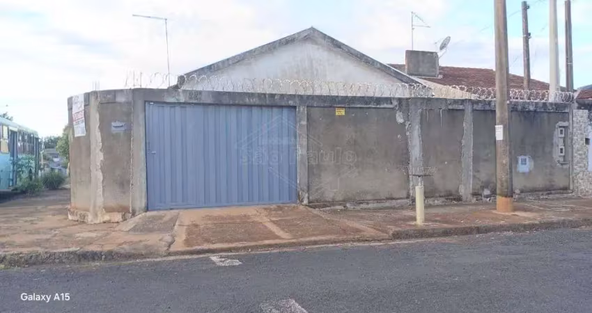 Casa à venda no Jardim Planalto, Américo Brasiliense 