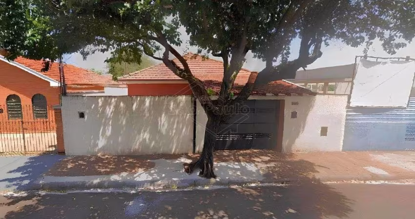 Casa com 3 quartos à venda na Vila Santana, Araraquara 
