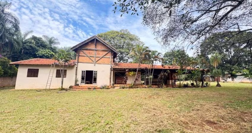 Chácara / sítio com 3 quartos à venda na Chácara Flora Araraquara, Araraquara 