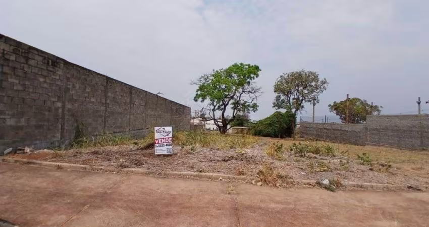 Terreno à venda na Cidade Jardim, Araraquara 