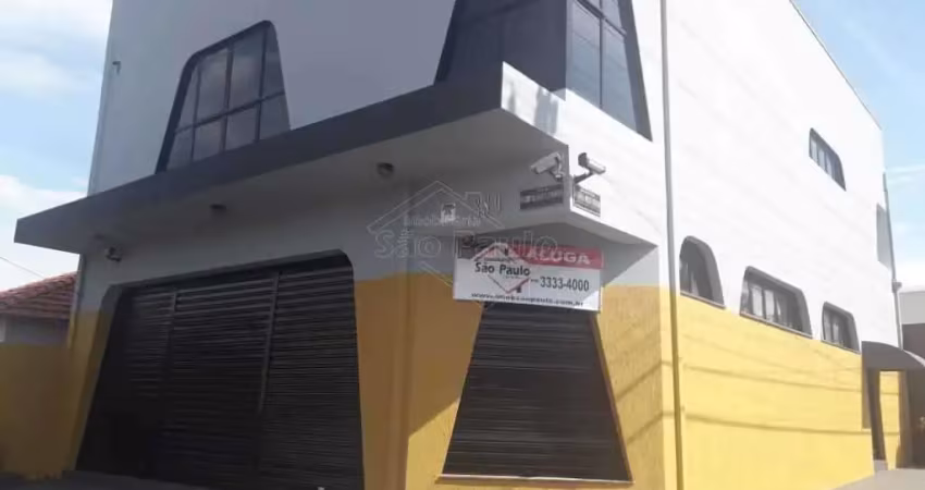Prédio com 2 salas para alugar na Avenida Antonio de Pádua Corrêa, 735, Centro, Araraquara