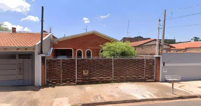 Casa com 3 quartos à venda no Jardim Roberto Selmi Dei, Araraquara 