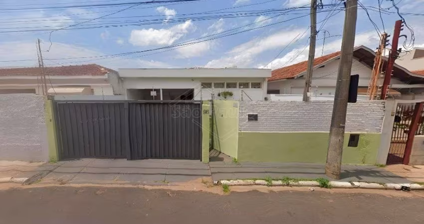 Casa com 4 quartos à venda no Centro, Araraquara 