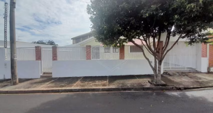 Casa com 3 quartos à venda na Vila Yamada, Araraquara 