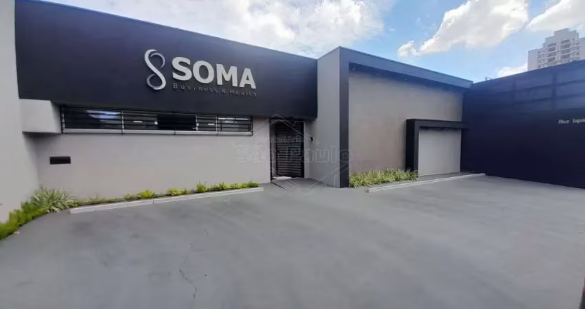 Prédio com 8 salas para alugar na Rua Japão, 879, Vila José Bonifácio, Araraquara