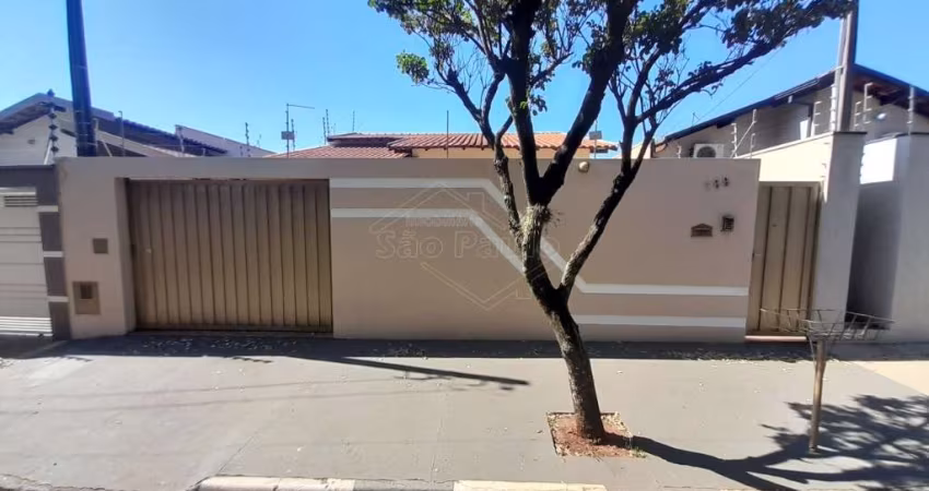 Casa com 3 quartos para alugar no Jardim Adalgisa, Araraquara 