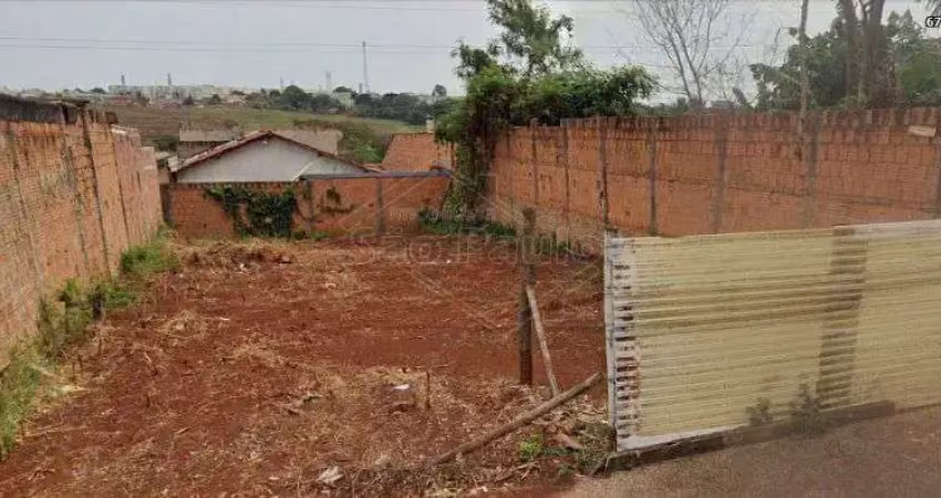 Terreno à venda na Avenida Joseph Smith, Parque São Paulo (Vila Xavier), Araraquara
