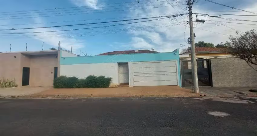 Casa com 3 quartos à venda na Avenida Cazimiro Peres, 687, Vila Harmonia, Araraquara