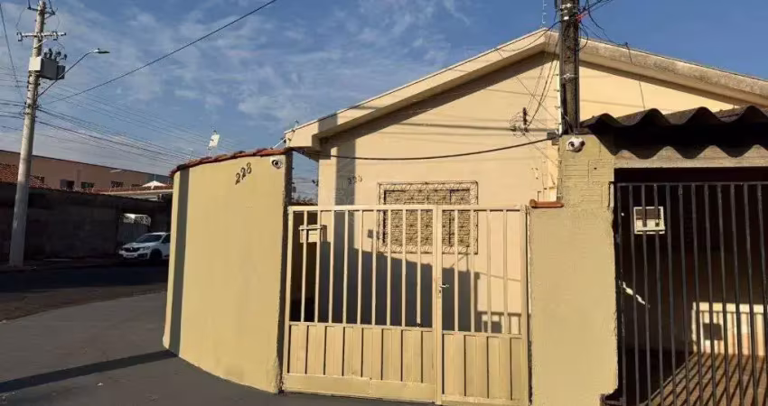 Casa com 1 quarto e quintal amplo a venda – jardim das paineiras, araraquara/sp