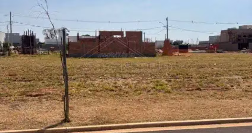 Terreno em condomínio fechado à venda na Rua Seis, Residencial Village Damha, Araraquara