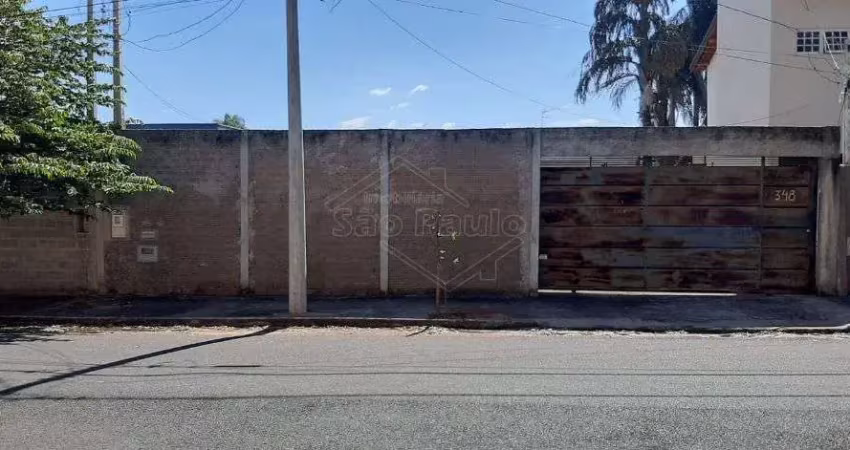 Casa com 2 quartos sendo 1 suite, sala integrada e quintal amplo – cidade jardim, araraquara/sp
