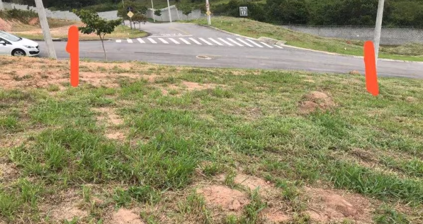 TERRENO DE 469,50M² NO CONDOMÍNIO VIVVA