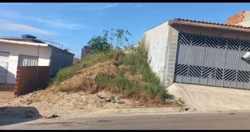 TERRENO DE 175M² NO SETVILLE