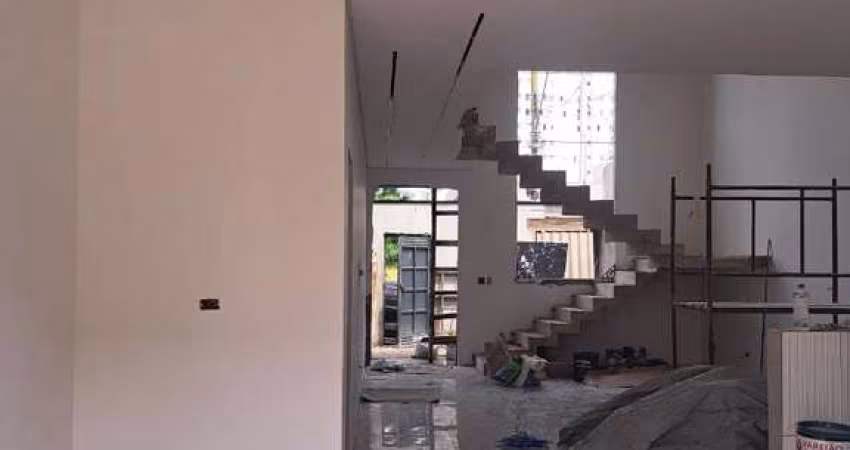 SOBRADO NOVO NO VILLA BRANCA EM FASE DE ACABAMENTO