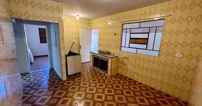 CASA TÉRREA PARA VENDER OU ALUGAR AO LADO DA VILA TESOURO