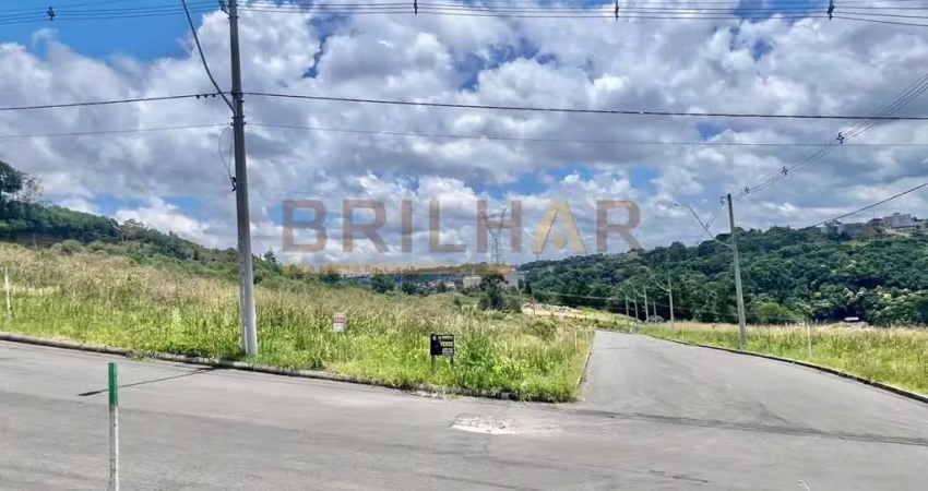 Terreno à venda na Rua Gema Benincá Hoffmann, 118, São Luiz, Caxias do Sul