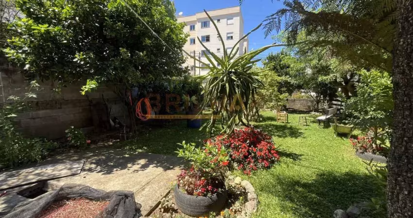 Casa com 3 quartos à venda na Treviso, 91, Treviso, Caxias do Sul