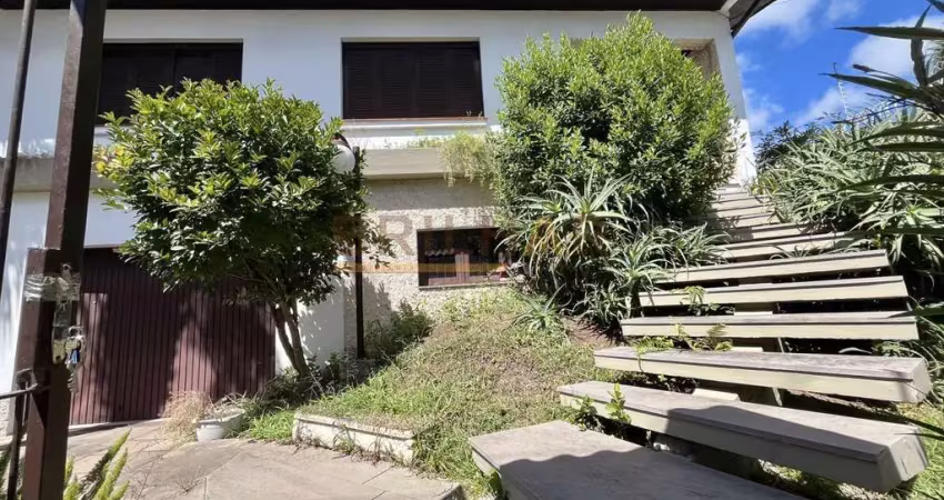 Casa com 3 quartos à venda na Petropolis, 500, Petrópolis, Caxias do Sul