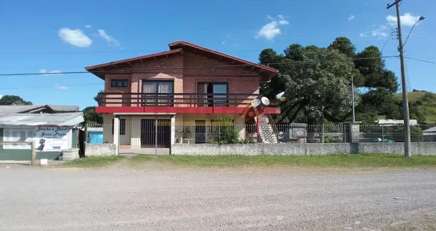 Casa com 4 quartos uma suíte em vila seca caxias do sul