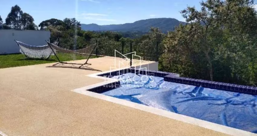 Magnífica casa térrea à venda , com pé direito alto, vista para a serra do japi - mobiliada - condomínio terras da alvorada