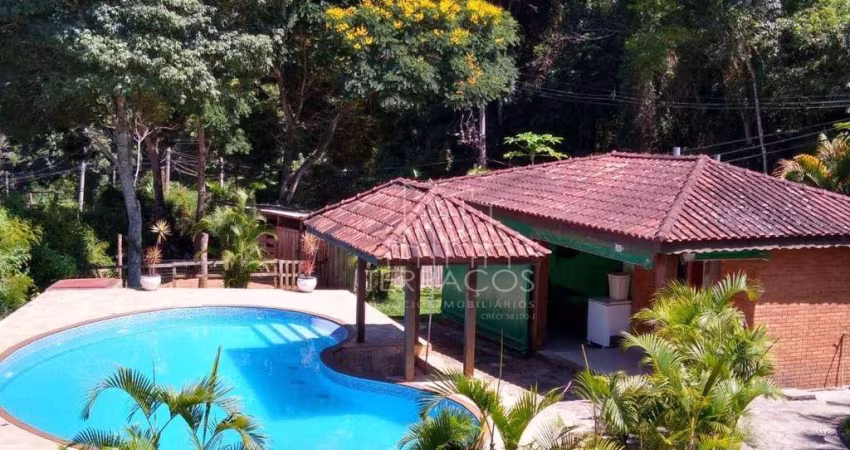 Chácara com 4 dormitórios à venda, 1200 m² por R$ 2.100.000,00 - Santa Clara - Jundiaí/SP