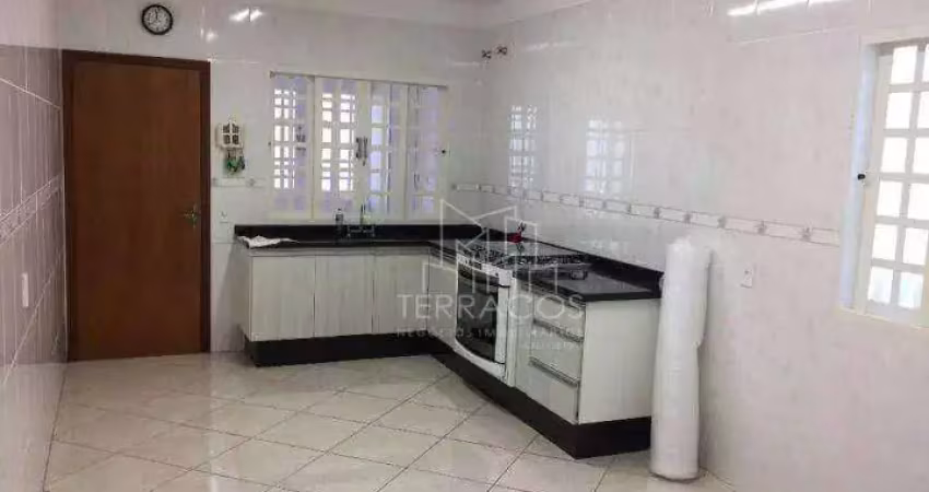 Casa com 3 dormitórios à venda, 201 m² por R$ 790.000 - Jardim Caçula - Jundiaí/SP