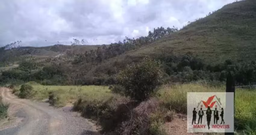 Terreno à venda no Centro, Caldas 
