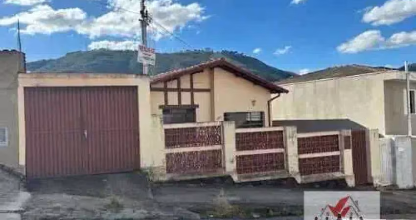 Casa com 2 quartos à venda no Centro, Poços de Caldas 