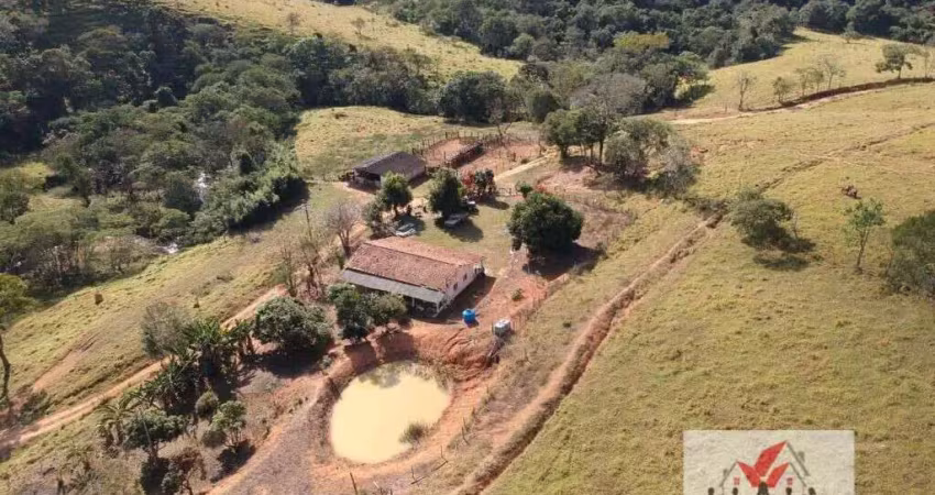 Fazenda à venda no Centro, Piumhi 