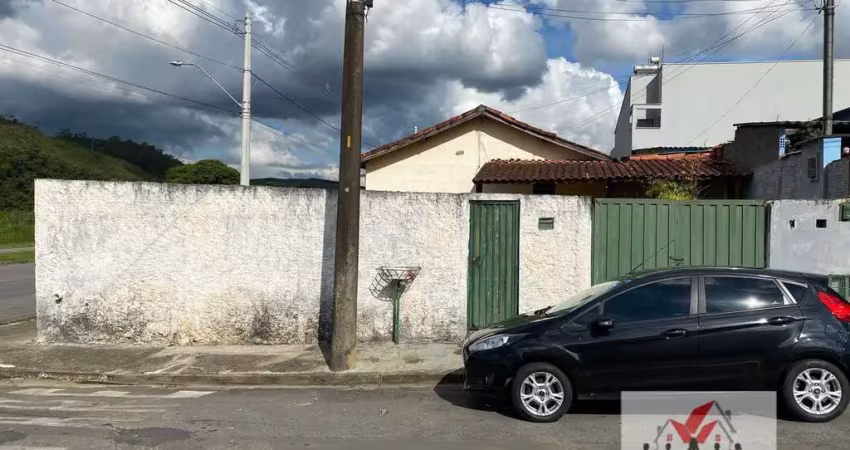 Casa à venda no bairro conjunto habitacional pedro afonso junqueira - poços de caldas/mg