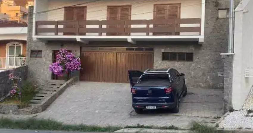 Casa para alugar no bairro jardim del rey - poços de caldas/mg