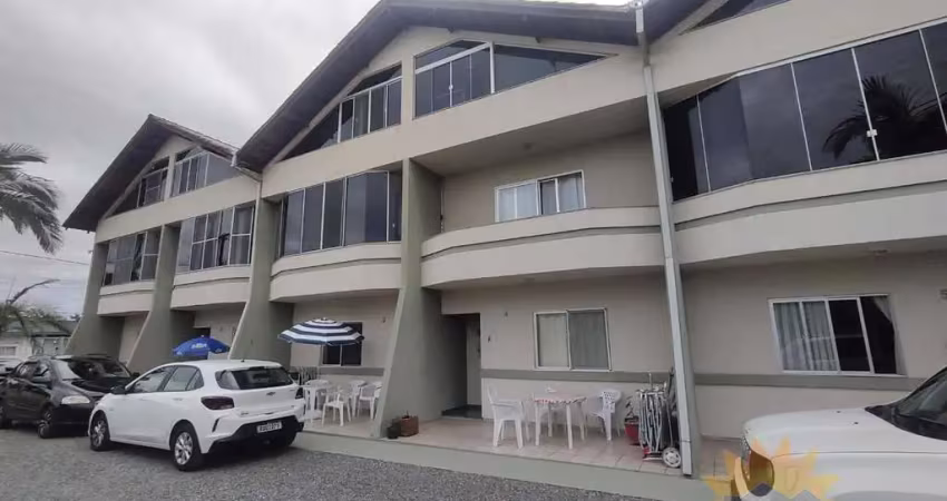 Apartamento triplex todo mobiliado com 03 quartos em itapoá
