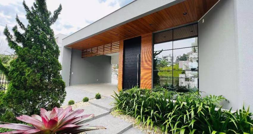 Casa 216m² com 3 Quartos e Suíte na Pedra Branca