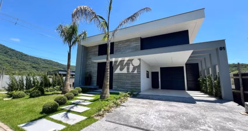 Reserva da Pedra - Casa Alto Padrão de 3 Quartos Sendo 1 Suíte