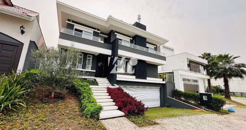Casa com Piscina e 4 Quartos e Suítes na Pedra Branca