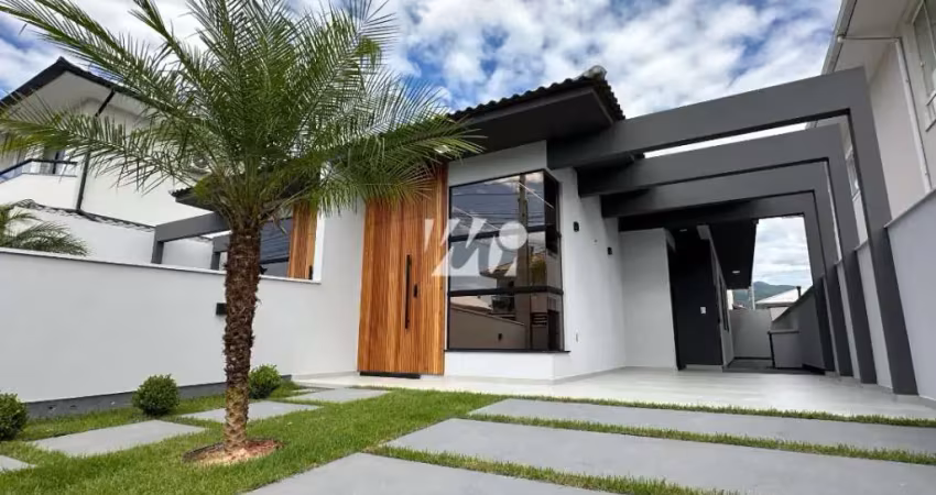 Casa Geminada de 3 dormitórios em Nova Palhoça