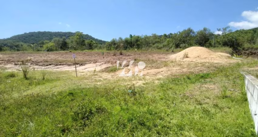 Terreno de 338 m2 no Bosque São José