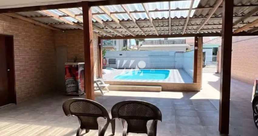 Casa 2 quartos podendo ser 3 com 1 suíte - passa vinte - mrt