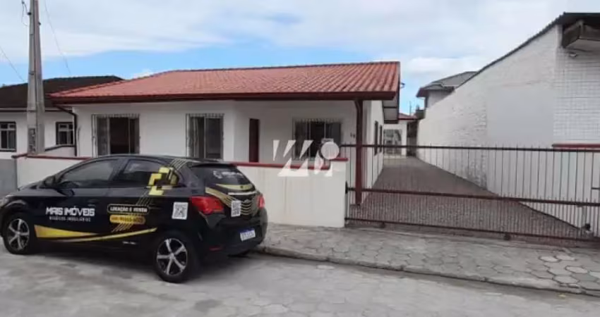 Casa 2 quartos com 1 suíte e 102m² - barra do aririú - mrt