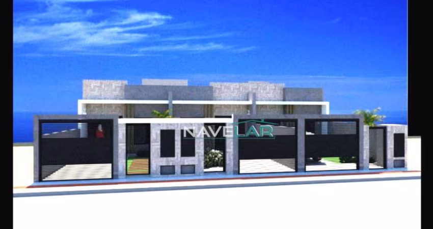 Casa com 02 dormitórios na Meia Praia