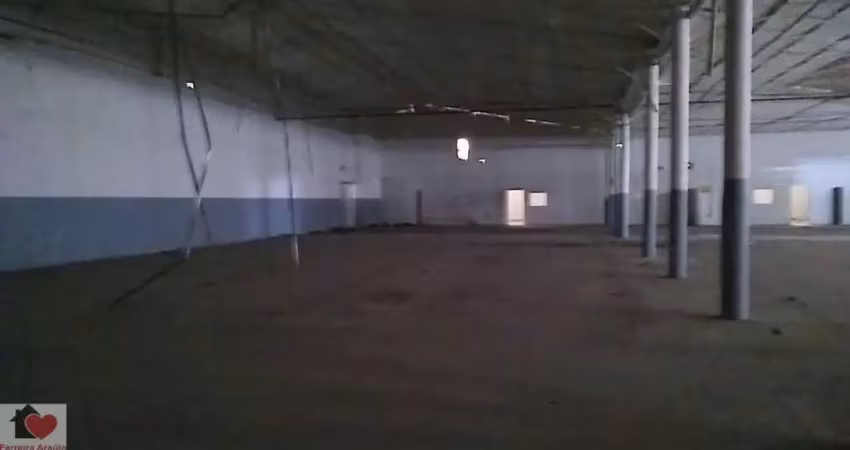 Galpão comercial com fácil acesso a marginal pinheiros.