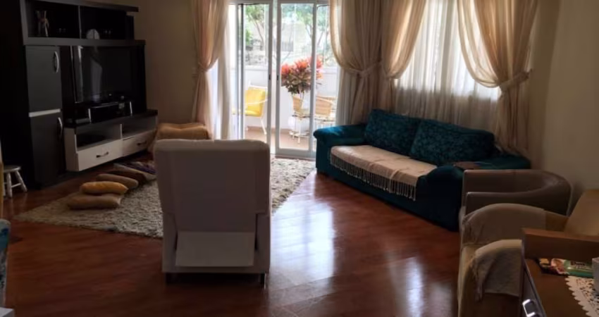 APARTAMENTO COM FINO ACABAMENTO, TRÊS SUÍTES, NO MELHOR DA VILA MASCOTE !