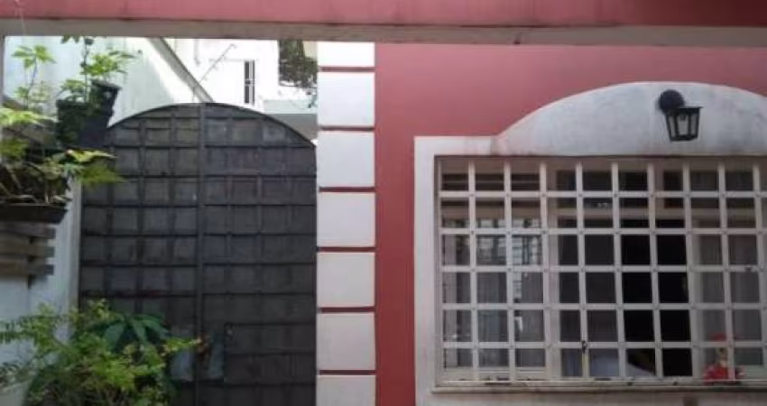 SOBRADO COM EDICULA  NA REGIÃO DA VILA MASCOTE!
