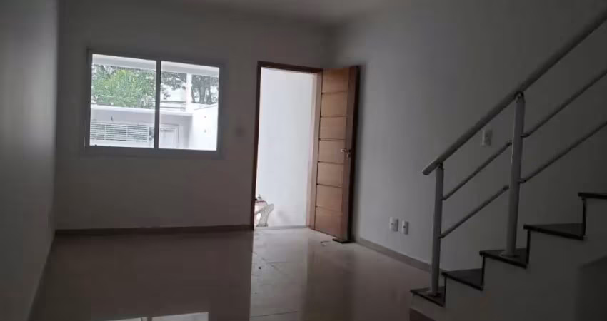Sobrado novo com fino acabamento no melhor da vila mascote!