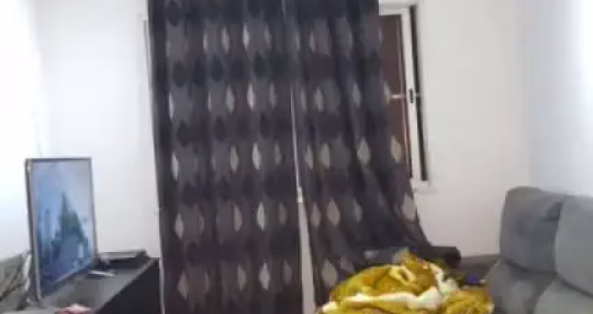 Apartamento repleto de armários,  no melhor da vila santa catarina !