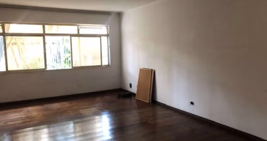 CASA TERREA VILA ALEXANDRIA 500M2