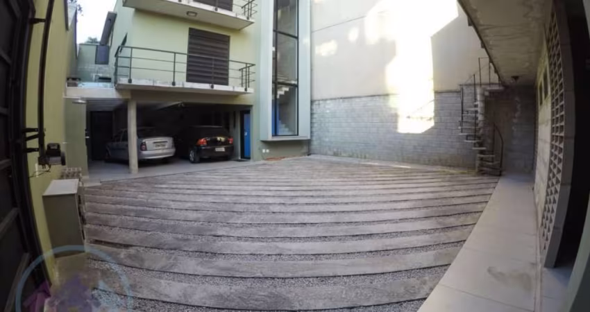 CAMPO BELO SOBRADO DE ESQUINA - COMECIAL OU RESIDENCIAL